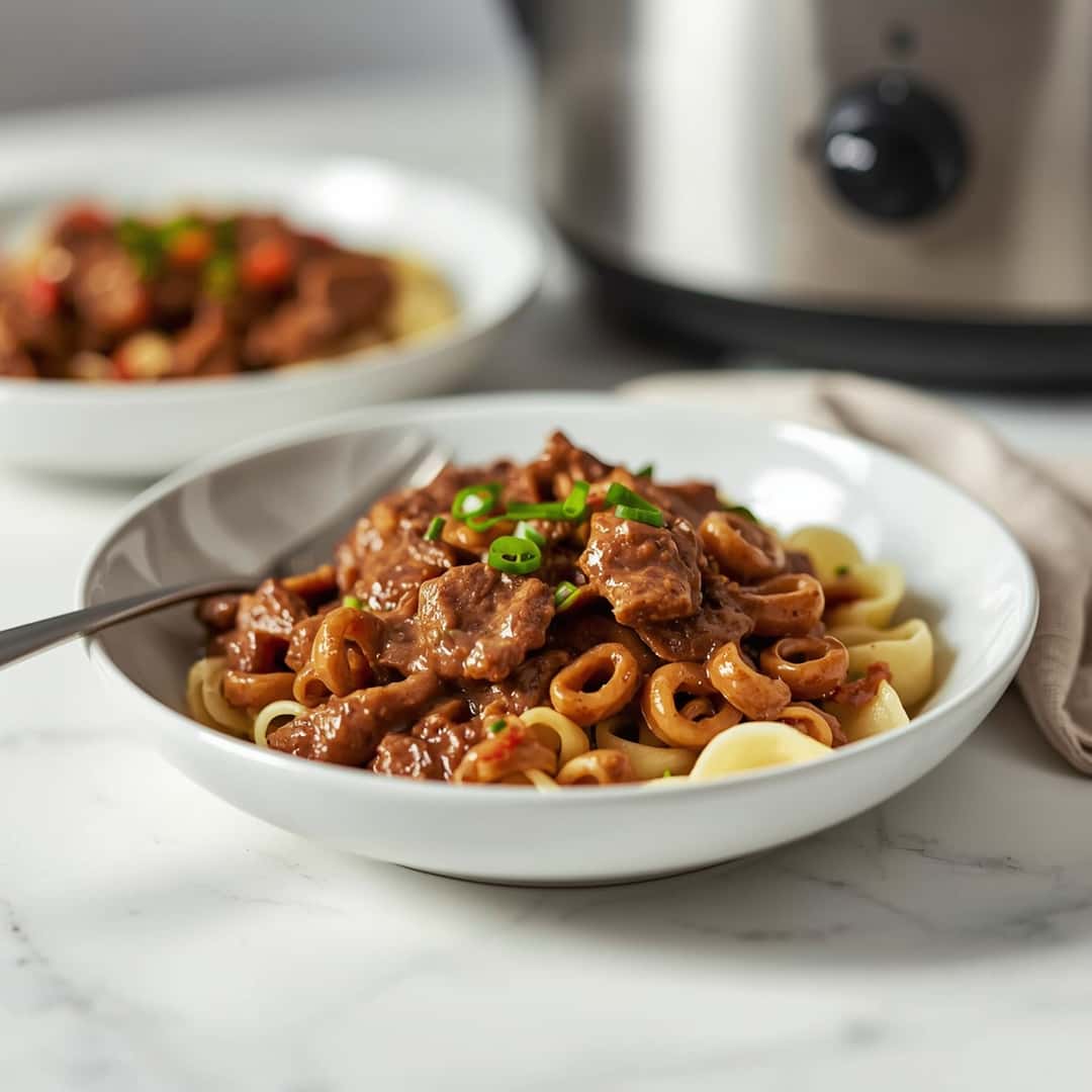 Crockpot Beef and Noodles